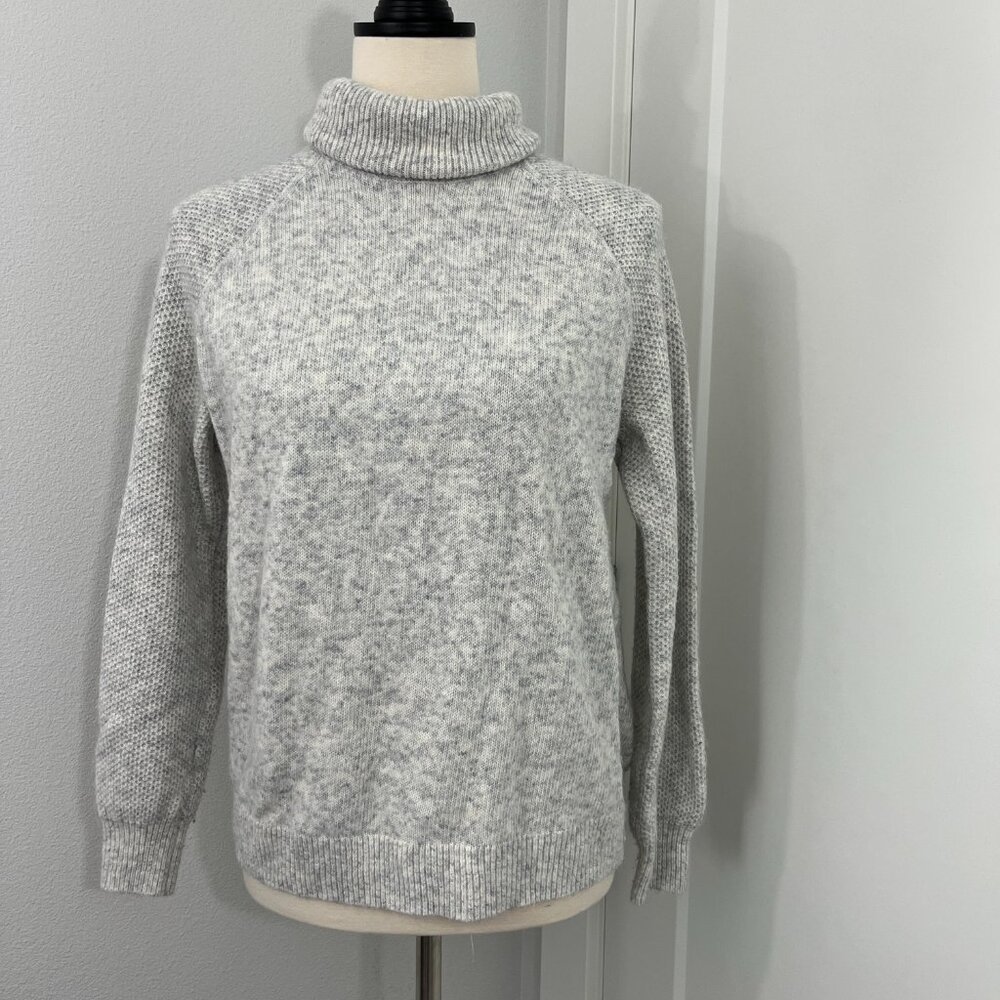 Loft Medium Gray Long Sleeve Turtleneck Sweater